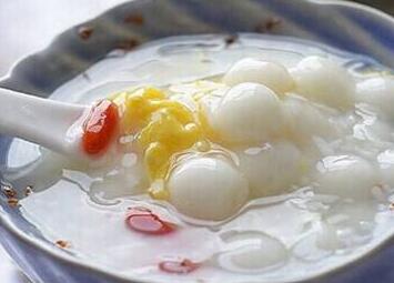 米酒煮鸡蛋的功效有哪些