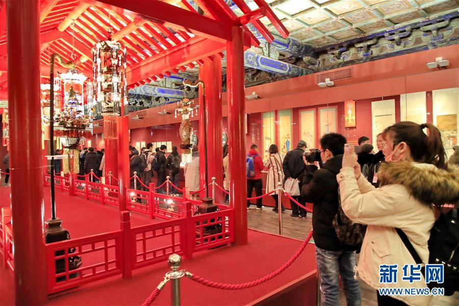 故宫举办"贺岁迎祥—紫禁城里过大年"展览