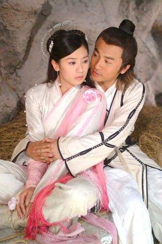 回忆杀!贾静雯合影苏有朋甜呼"无忌哥哥"