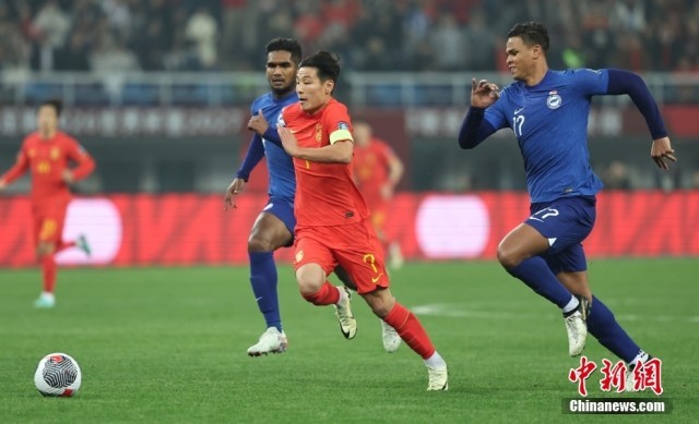 世界杯预选赛:中国队4-1大胜新加坡队_中国青年网