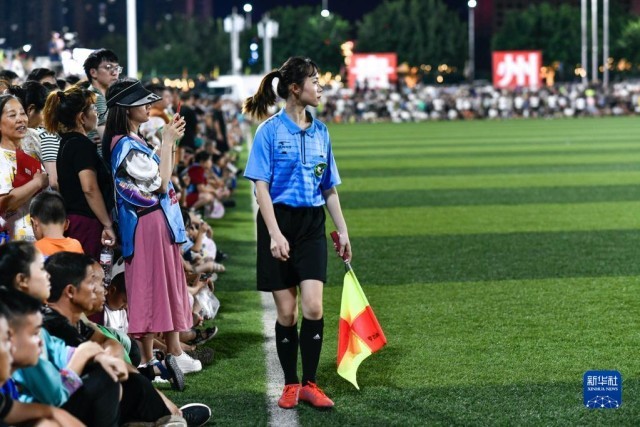 贵州“村超”足球之夜_新华频媒w20_新华频媒手机w20