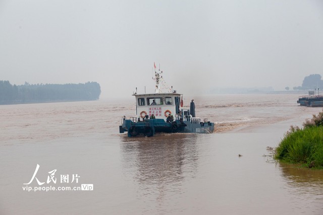 山东高青：拆除黄河浮桥 保汛期安全【6】