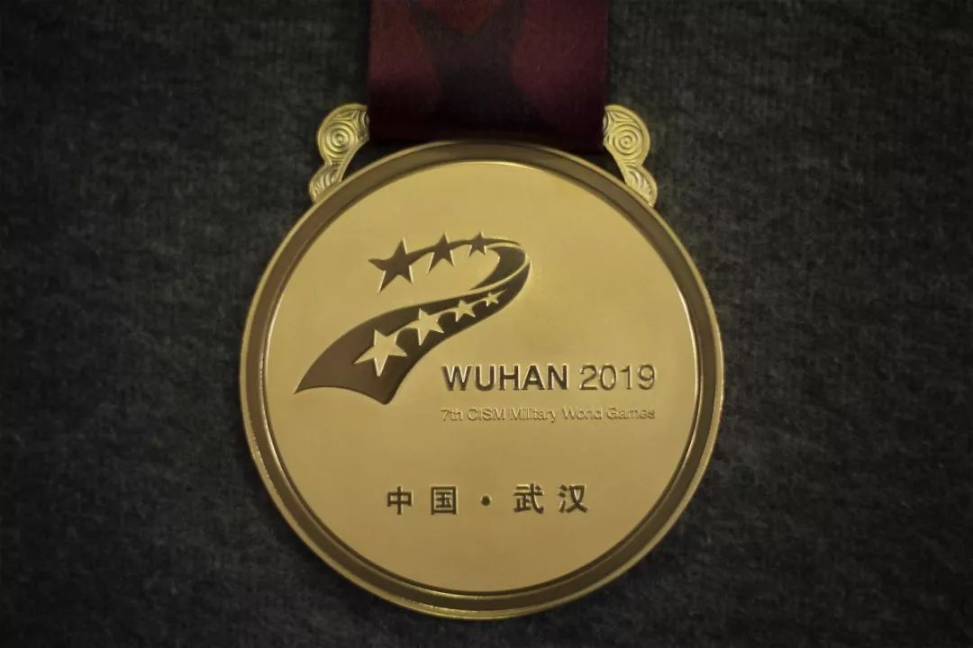 气派!武汉军运会奖牌,奖杯正式亮相