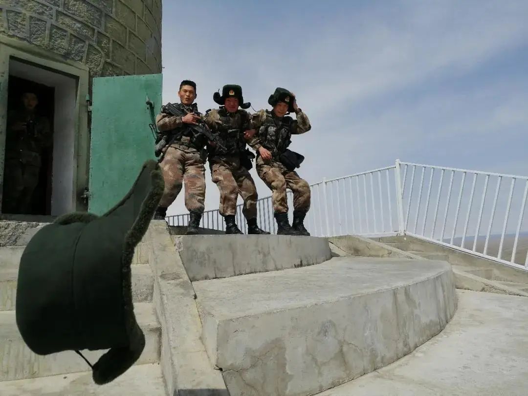 新疆博尔塔拉军分区图片