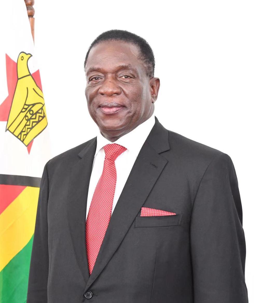 津巴布韦总统:中国生产的新冠疫苗安全有效