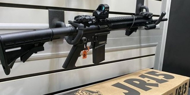 爱游戏- 爱游戏体育- AYX爱游戏体育官方网站枪击案成“家常便饭” 洛杉矶一天内有四人被枪杀