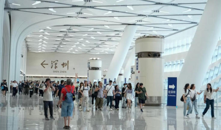 香港特区政府在皇岗口岸举行大规模人流车流压力测试.jpg